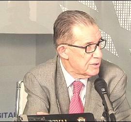 El economista Juan Velarde en una entrevista en Periodista Digital