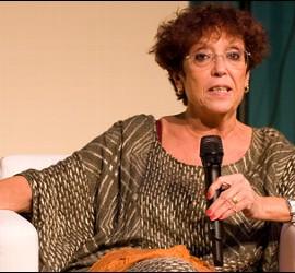 Maruja Torres.