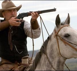 Robert Duvall en 'Broken trail' interpretando a un ranchero.