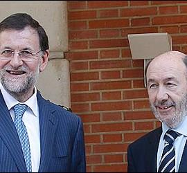 Rajoy con Rubalcaba.