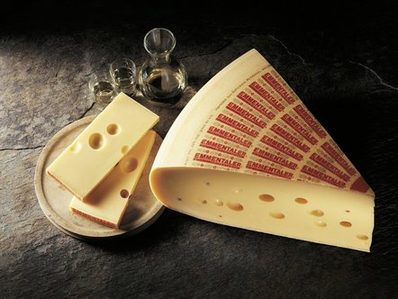 -aler, la terminaci&oacute;n que identifica al aut&eacute;ntico Emmentaler AOP suizo