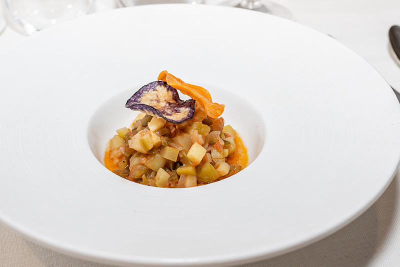 Villoldo sabe a pueblo esta temporada: sabe a pochas, cangrejo, calabac&iacute;n, tomate, codorniz de campo de tiro...