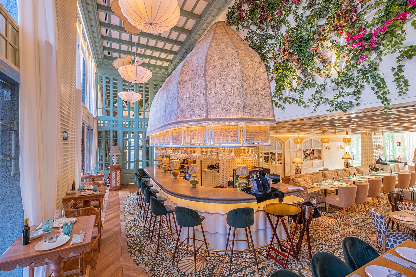 &iexcl;Vive la barra de Bugao! Comienza su temporada oto&ntilde;al con platos y c&oacute;cteles m&aacute;s deliciosos en una preciosa barra de estilo colonial