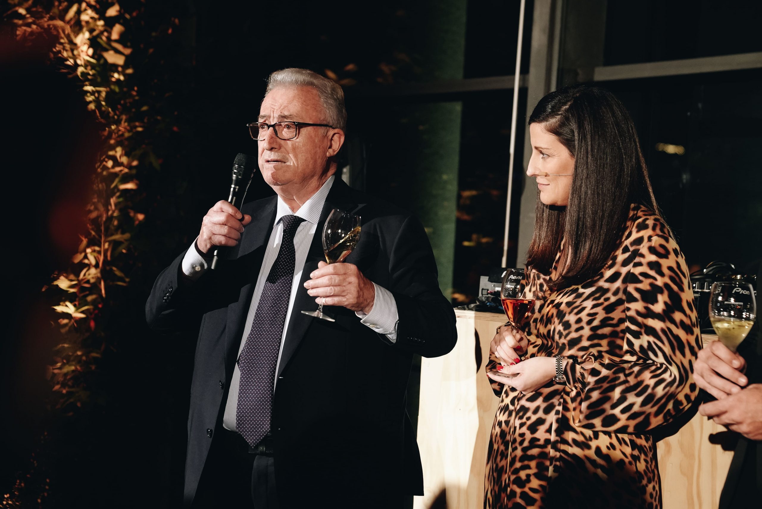 Juv&eacute; &amp; Camps brinda por un futuro esperanzador en sus pr&oacute;ximos 100 a&ntilde;os