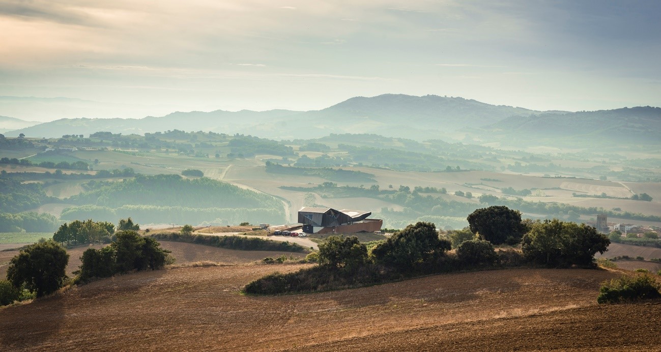 Le Naturel destaca con tres vinos en el Navarra Top 100 de Tim Atkin MW