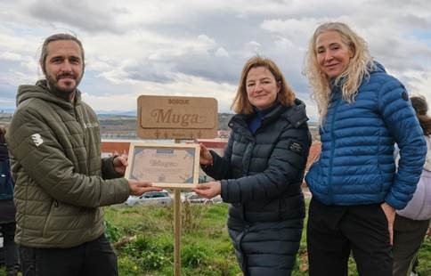 Bodegas Muga y Bosquia se unen para reducir la emisi&oacute;n de CO2 en 196 toneladas con la creaci&oacute;n de un bosque
