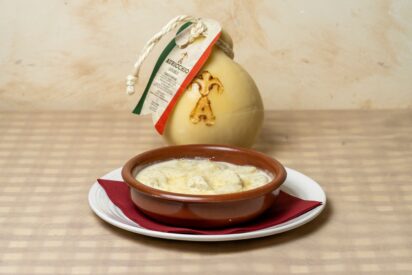 El restaurante Pagus reivindica el caciocavallo, un queso de larga historia