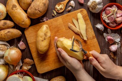 &iquest;Es seguro comer la piel de la patata? Seg&uacute;n la ciencia, la clave est&aacute; en la variedad, su calidad y la forma de cocinarla