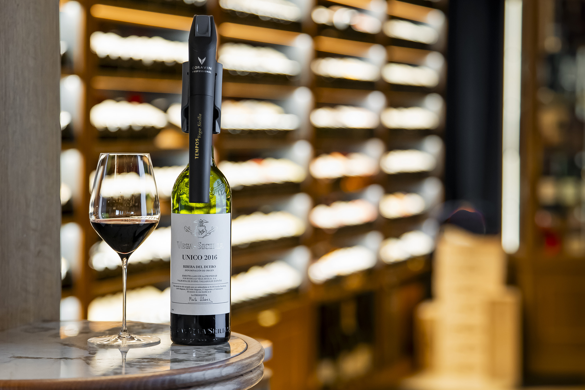 Coravin lanza en España la primera guía de vinos por copas