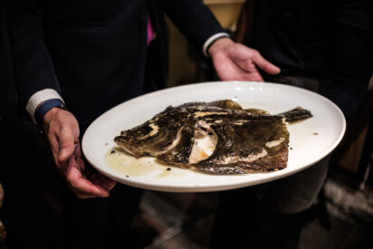 Sigue disfrutando del mar en Taberna Pedraza: cuatro pescados para descubrir en su parrilla