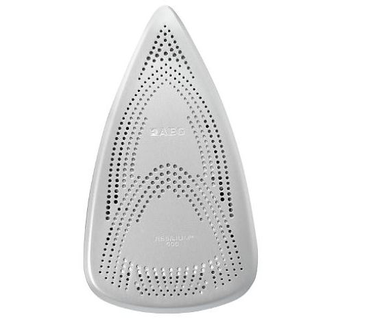 orificios de la suela de la plancha de vapor