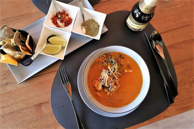 IZTAC CALIENTA el invierno con sus JUEVES de POZOLE