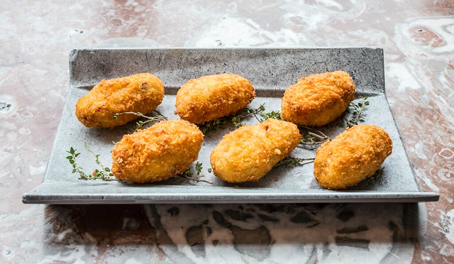 croqueta cafe comercial