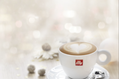 Illy taza cafe