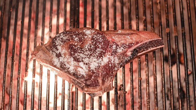 Sukaldean Aitor Santamaría chuleton