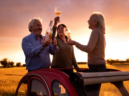 Bodegas Más Que Vinos 3 enologos