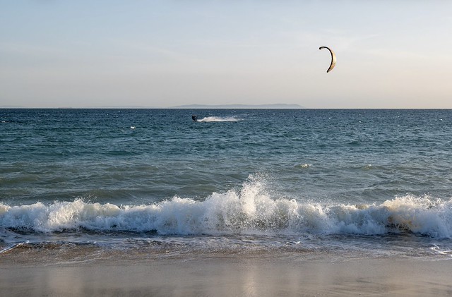 TAIGA Tarifa Valdevaqueros_Escuela Kitesurf en el mar.