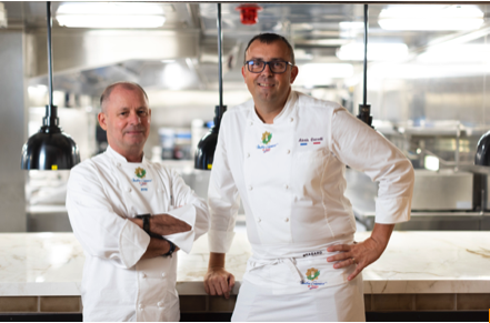 Cruceros tematicos Los chefs Eric Barale y Alexis Quaretti, Directores Culinarios Ejecutivos de Oceania Cruises y Maîtres Cuisiniers de France
