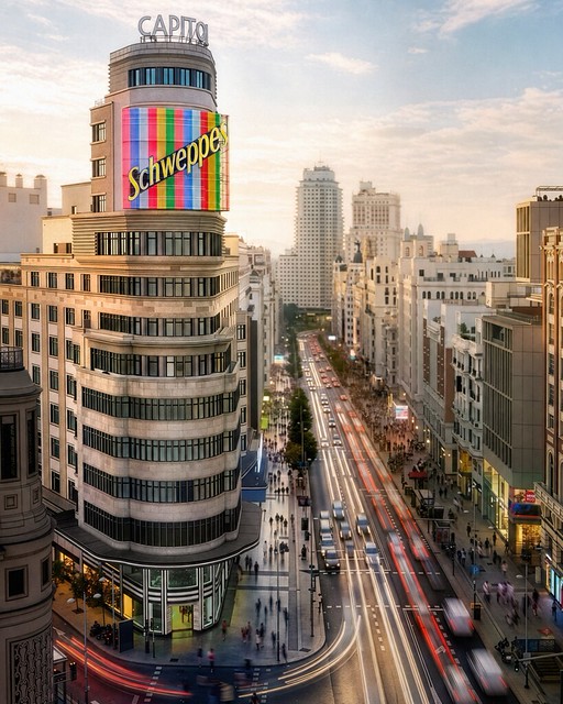 SCHWEPPES neon colosal