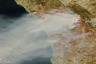 Un mill&oacute;n de desplazados y 1.000 millones en p&eacute;rdidas por los incendios en California