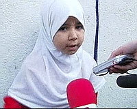 El pa&ntilde;uelo isl&aacute;mico seguir&aacute; en las aulas