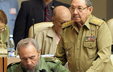 Ra&uacute;l Castro: "Le consultamos a Fidel todas las cuestiones principales"