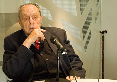 Manuel Fraga: "Si un Gobierno no ha superado resentimientos personales la situación es preocupante"