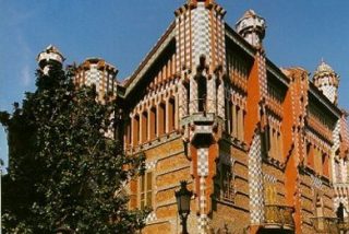 Una inmobiliaria ofrece la Casa Vicens, de Gaud&iacute;, por 35 millones
