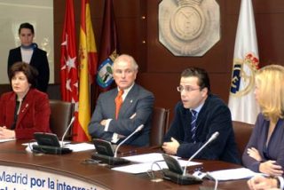 Fern&aacute;ndez Lasquetty y Ram&oacute;n Calder&oacute;n presentaron campa&ntilde;a pro integraci&oacute;n de los inmigrantes