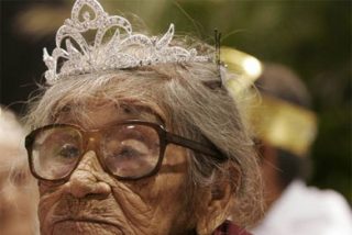 Reina a los 101 a&ntilde;os