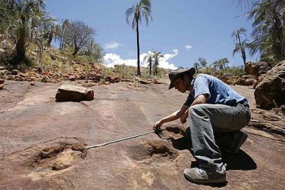 Un un humilde granjero boliviano encuentra huellas de un dinosaurio que vivi&oacute; hace 140 millones de a&ntilde;os