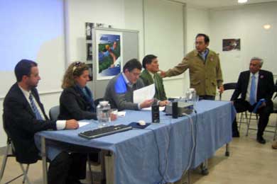 Realizan jornada de c&oacute;mo informarse y gestionar la repatriaci&oacute;n en caso de muerte
