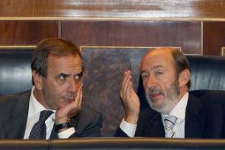 Zapatero coloca a su amigo Alonso en la primera l&iacute;nea pol&iacute;tica del Congreso