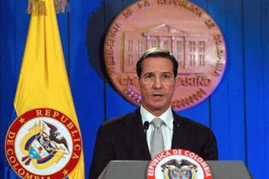 Colombia denuncia contubernio entre Ecuador y los narcoterroristas de las FARC