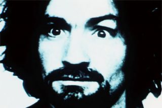 Buscan más cadáveres en el rancho de Charles Manson