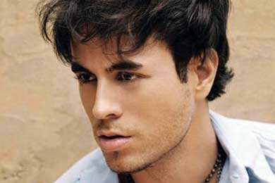 Enrique Iglesias enloqueció a sus fanáticas en el inicio de su gira latina