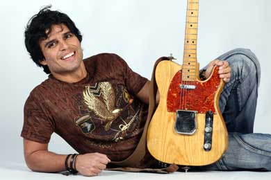 Pedro Su&aacute;rez-V&eacute;rtiz act&uacute;a hoy en festival por la paz en Ecuador