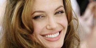 Angelina Jolie, m&aacute;s poderosa que Brad Pitt