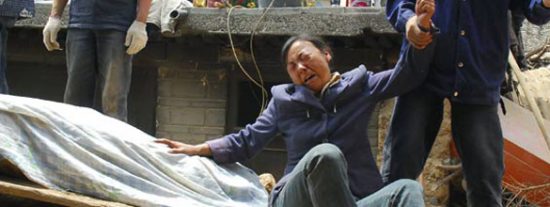 Sepultados 200 trabajadores chinos por un corrimiento de tierra en la zona del terremoto