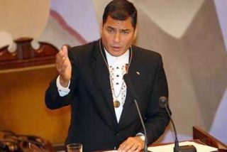 Correa viajar&aacute; a Francia para hablar con Sarkozy sobre los rehenes de las FARC