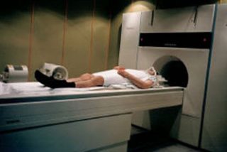 Investigan la relaci&oacute;n entre las resonancias magn&eacute;ticas y el c&aacute;ncer