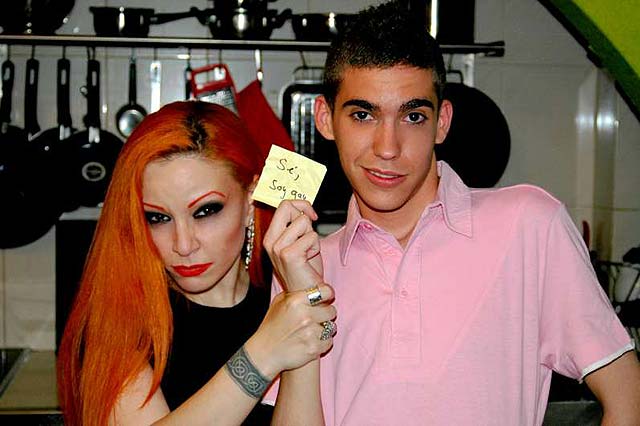 Alaska, "madre hom&oacute;foba"