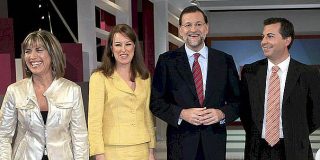 Rajoy: "El primero que tiene que apretarse el cintur&oacute;n es el Gobierno y no lo hace"