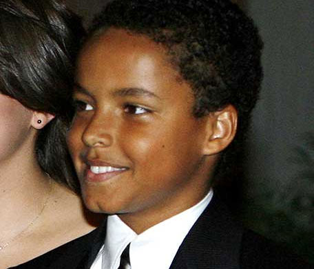 Connor Cruise supera a sus padres