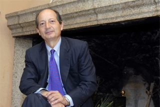 Fernando Fern&aacute;ndez: "La complacencia ha definido la pol&iacute;tica econ&oacute;mica de ZP"