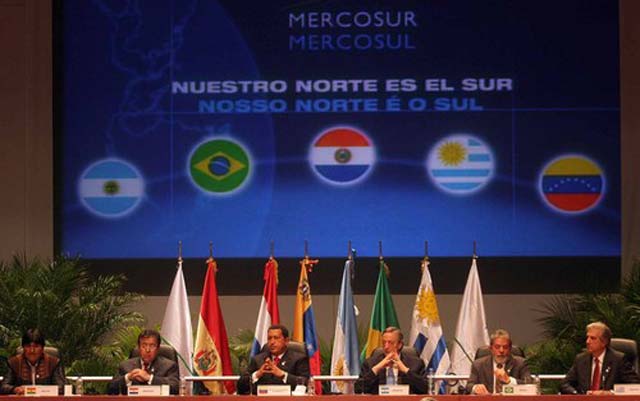 El Mercosur tilda la pol&iacute;tica europea de inmigraci&oacute;n de xen&oacute;foba