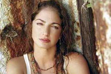 Gloria Estefan y Juan Luis Guerra dedicar&aacute;n concierto a v&iacute;ctimas de accidente