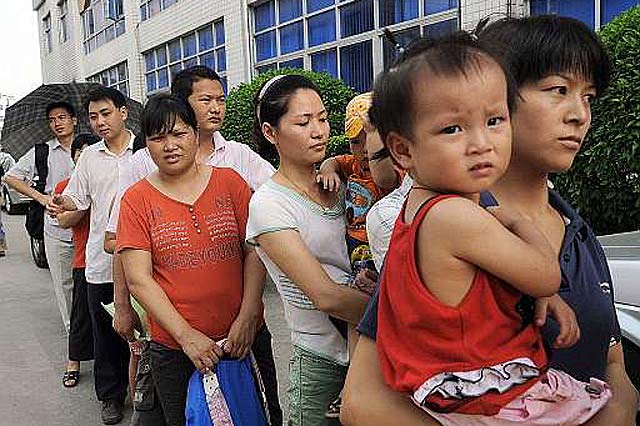 Ya hay 13.000 bebés chinos intoxicados por la leche adulterada con melamina