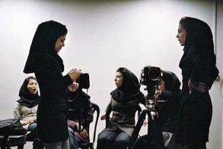 Olivia Arthur ha ganadora el Premio PHotoEspa&ntilde;a OjodePez Volkswagen de Valores Humanos 2008 con "Tras el velo"