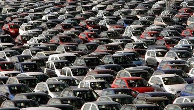 Las 10 pifias m&aacute;s peligrosas que cometemos al volante del coche